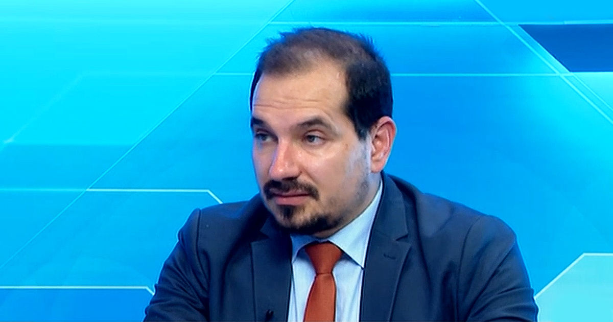 Министр труда и социальной защиты Алексей Бузу.
