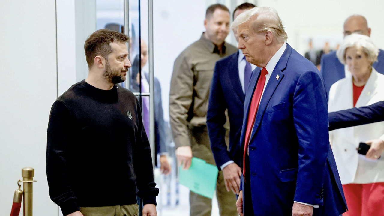 Трамп снова выразил недовольство Зеленским и обвинил его в препятствовании мирной сделке.