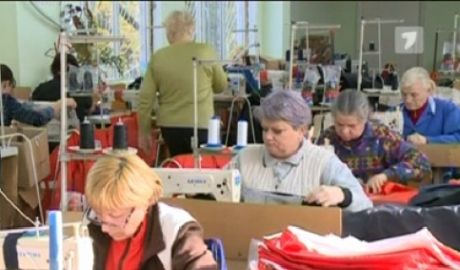 Angajaţii unei fabrici din Capitală nu şi-au primit salariile de două luni. 