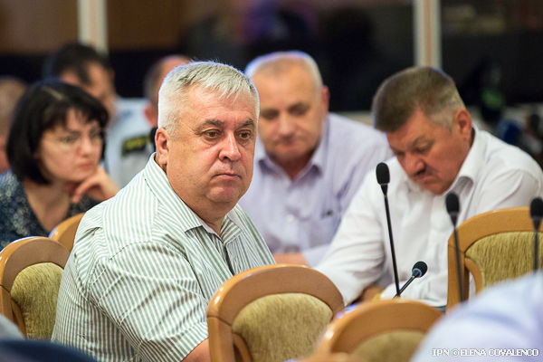 Кишиневцы не торопятся подключать отопление в связи  теплой погодой. Фото: ipn.md.