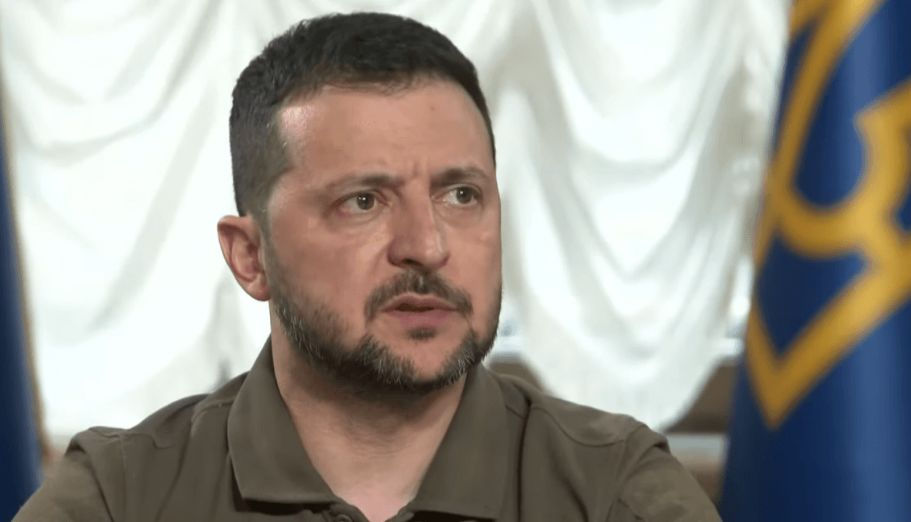 Зеленский: Управляемая бомба РФ попала в центр переливания крови в Купянском районе.