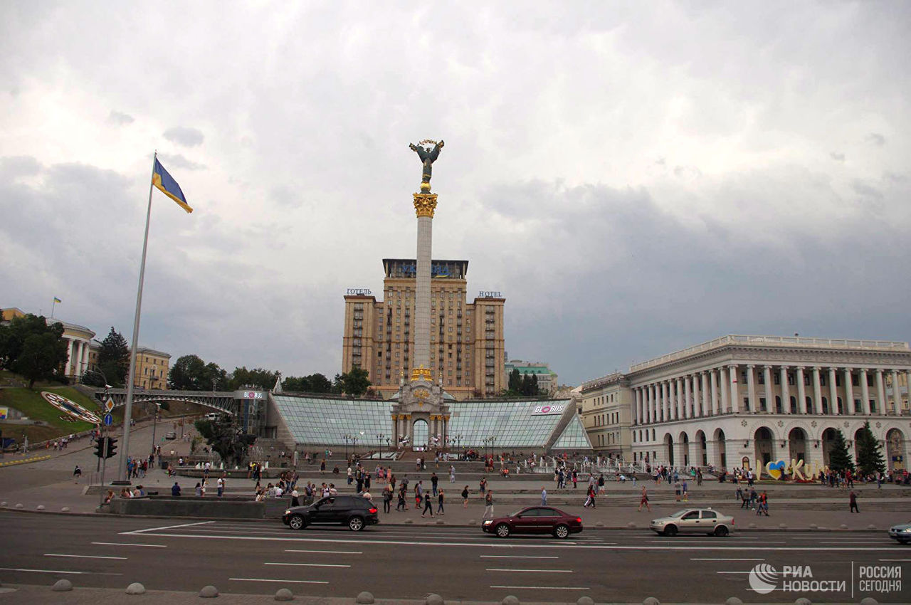 Украинский эксперт допустил возможность переноса Зеленским столицы.