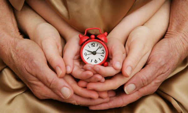 Еще один фактор увеличения продолжительности жизни - повышение качества здравоохранения.