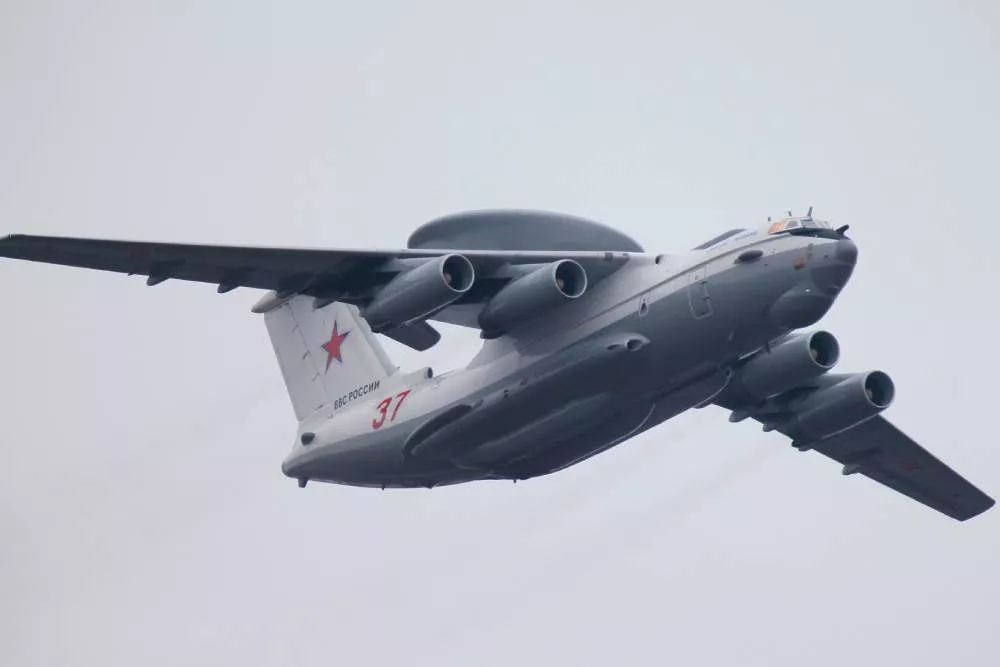 Кадры с исправным А-50 ВКС России показали в Беларуси.