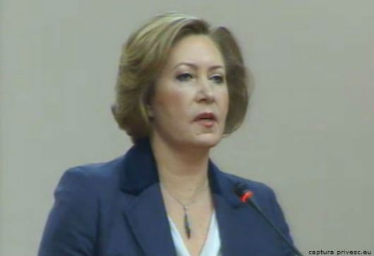 Maria Cărăuş, viceministrul Finanţelor, a fost reconfirmată în funcţie, la propunerea ministrului de resort, astăzi, 26 decembrie, în cadrul şedinţei Guvernului.