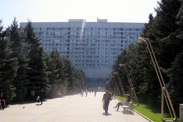 Больше всего смертей в нашей стране вызваны заболеваниями сердца.