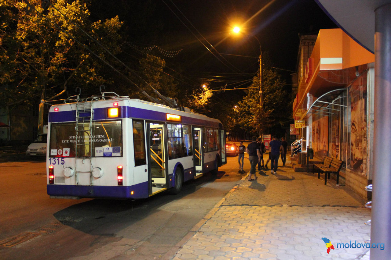Noutate bună pentru pasageri. Troleibuzele vor circula până la miez de noapte. Foto:moldova.org