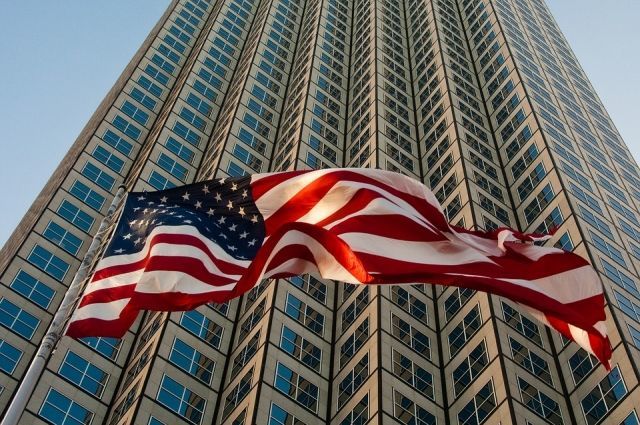 Во время избирательной кампании Трамп обещал решить проблему госдолга за два президентских срока.