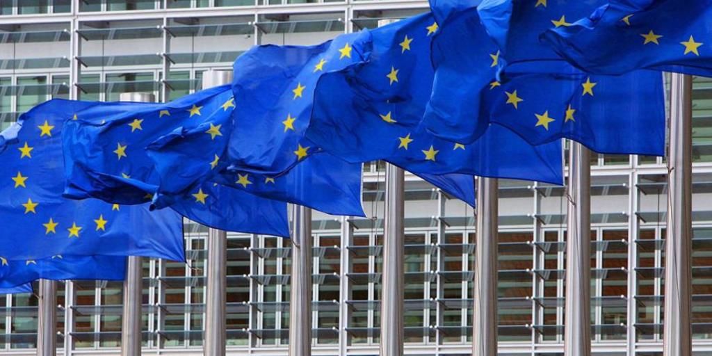 Еврокомиссия призвала страны ЕС готовиться ко второй волне коронавируса.