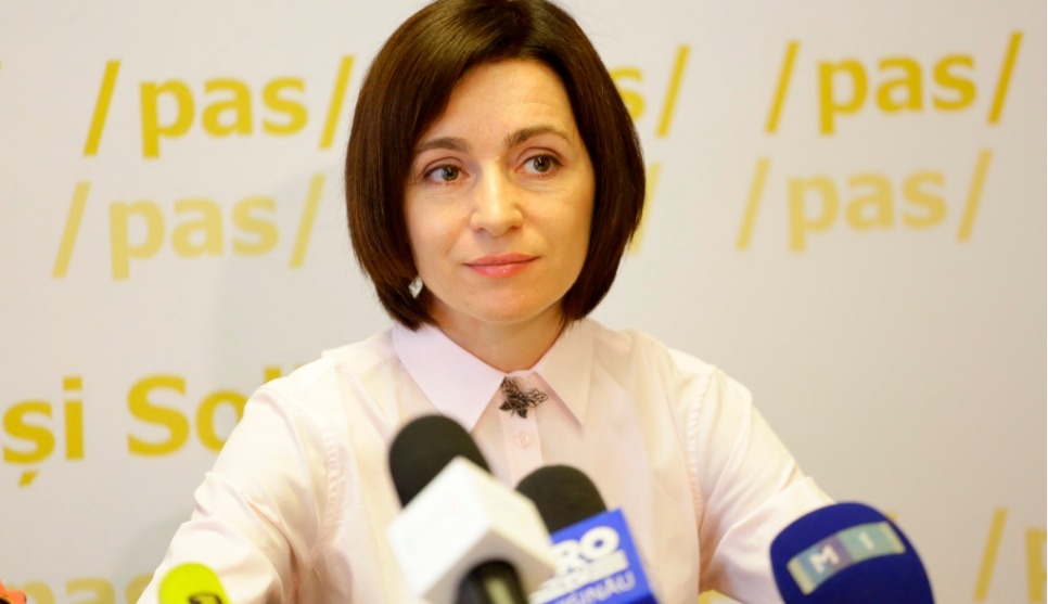 Maia Sandu, o acuză pe Lilia Pogolșa, noua vice-ministră a Educației, că ar împărți notele la BAC după bunul ei plac. 