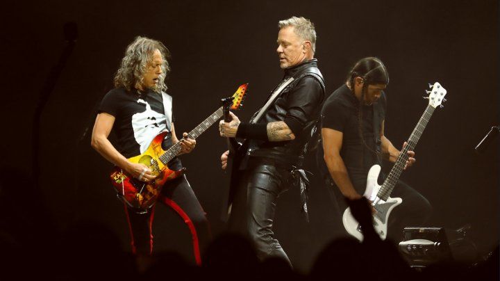 Metallica a lansat o nouă colecţie de haine şi încălţăminte