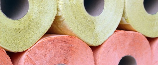 O linie clandestină de producere şi comercializare a hârtiei igienice a fost depistată de oamenlii legii în Chişinău.