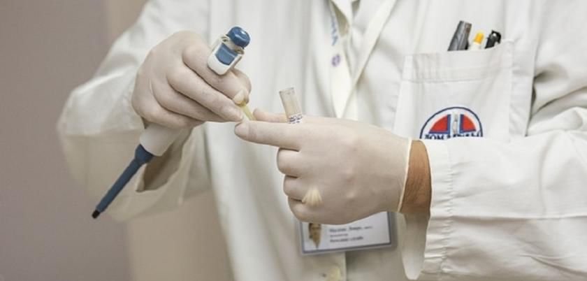 De la 1 aprilie, preţul preparatelelor farmaceutice a fost redus cu până la 14 la sută. Foto: refu.ro