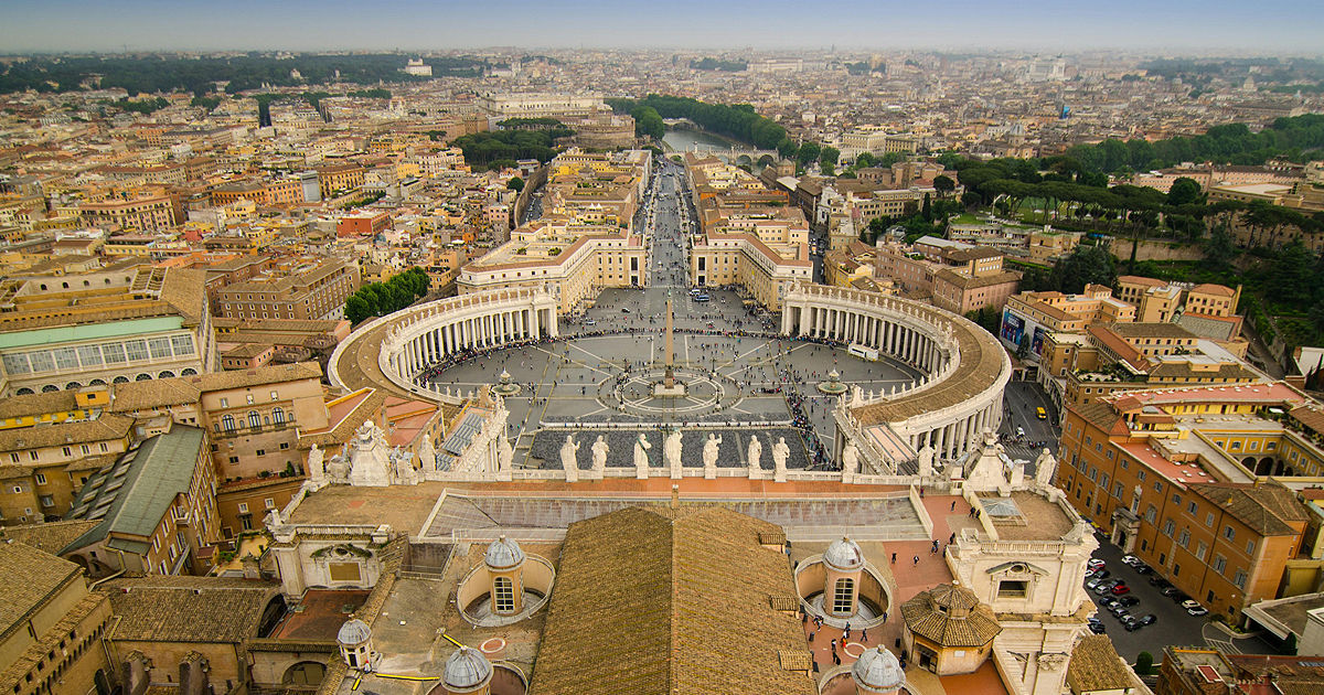 Rusia nu dorește să poarte negocieri de pace privind Ucraina la Vatican.