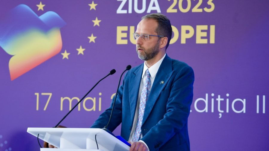 Глава делегации ЕС в Молдове Янис Мажейкс.