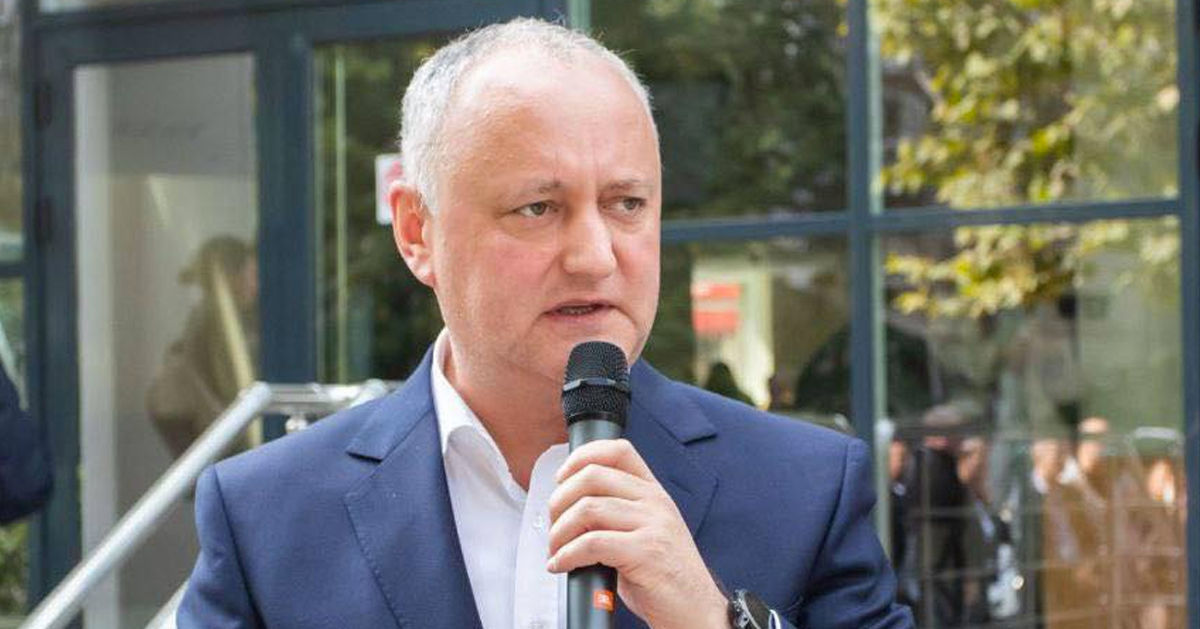 Суд рассмотрит три дела о защите чести бывшего президента Игоря Додона.