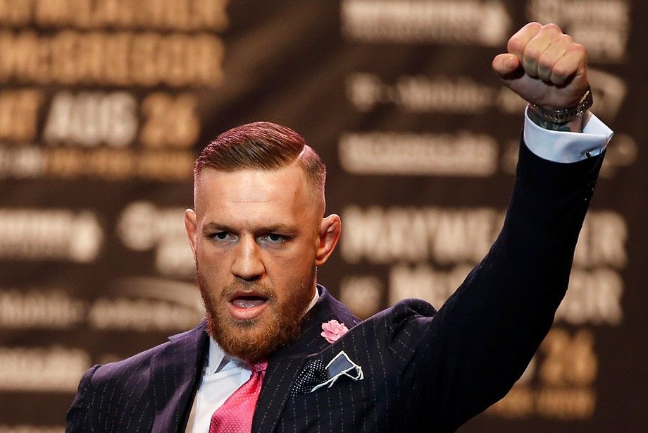 Бывший чемпион мира Абсолютного бойцовского чемпионата (UFC) в полулегком и легком весе ирландец Конор Макгрегор.