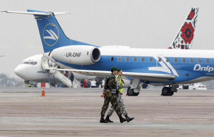 С 25 октября должно прерваться воздушное сообщение между Россией и Украиной.