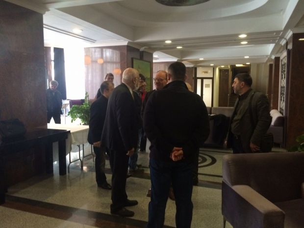 Evenimentul a fost dedicat personalităţii şi operei filozofului mistic român Jean Pârvulesco, mentorul lui Aleksandr Dughin, consilierul președintelui Dumei de Stat de la Moscova. Foto: flux24.ro