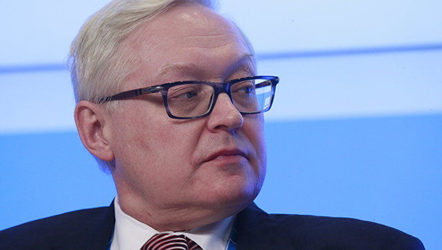 Маккейн символизировал собой "ярое противодействие" России, заявил Рябков. Фото: ria.ru