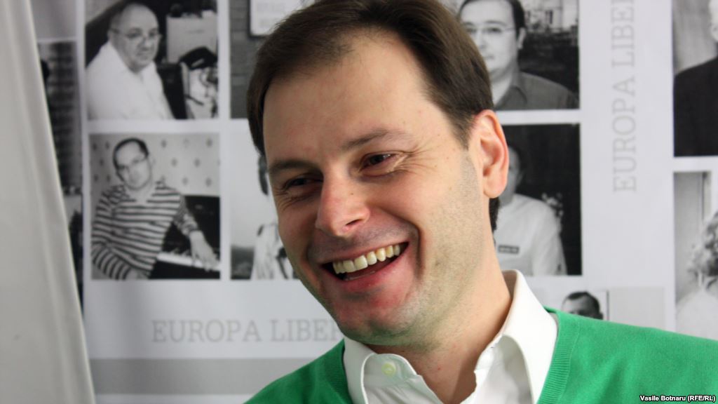 Astfel, limba română este limba de stat a Republicii Moldova, deoarece acesta este termenul precizat în Declarația de Independență a țării.