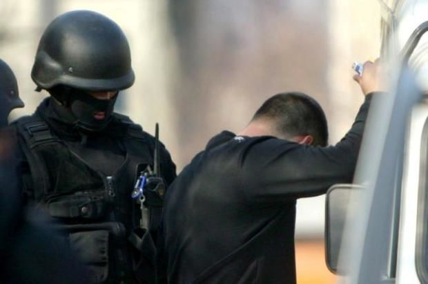 57 человек находятся под домашним арестом.