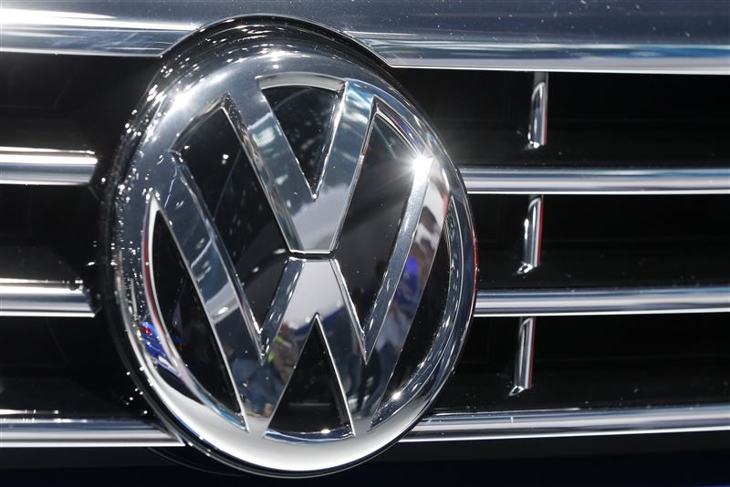 Итальянская финансовая полиция пришла с обыском в офис Volkswagen. Фото: elkharttruth.com
