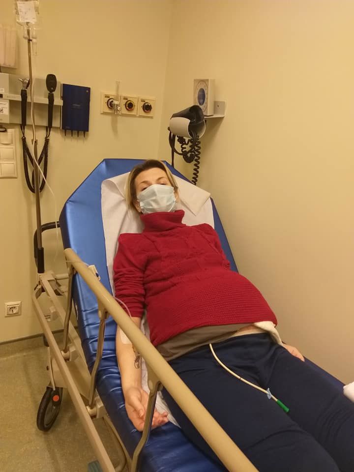 Мама 13-летнего школьника больна раком и нуждается в помощи.