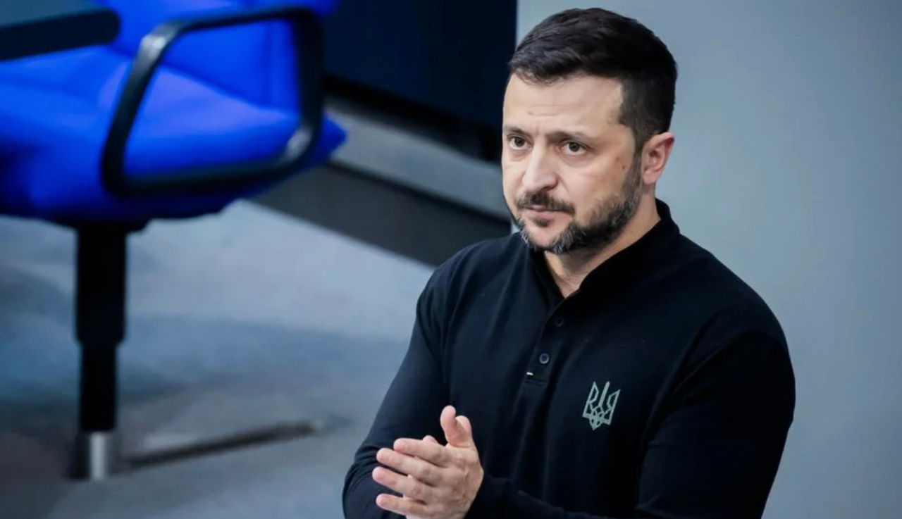Zelenski, pus sub presiune pentru a accepta planul de pace.