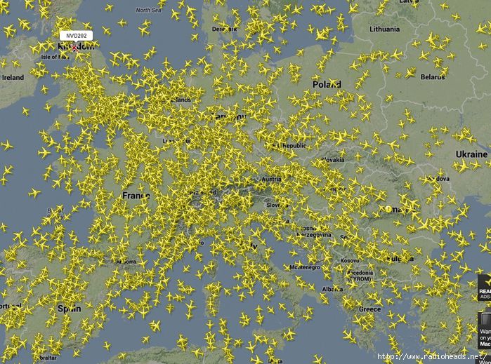 Слегка изменив маршруты самолетов, авиакомпании могут уменьшить наносимый ими ущерб природе на 10%. 