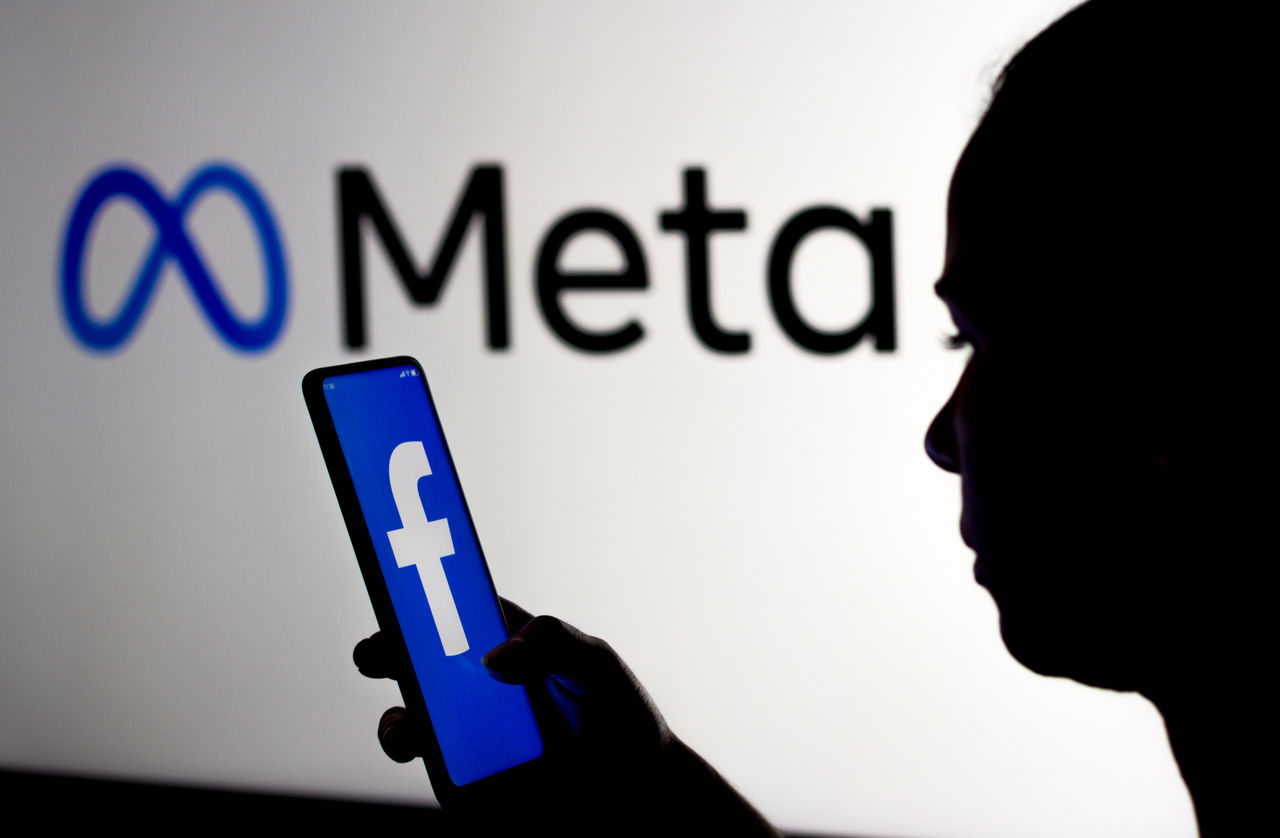 Meta a decis să reducă cenzura pe Instagram și Facebook și să renunțe la verificatorii de fapte.
