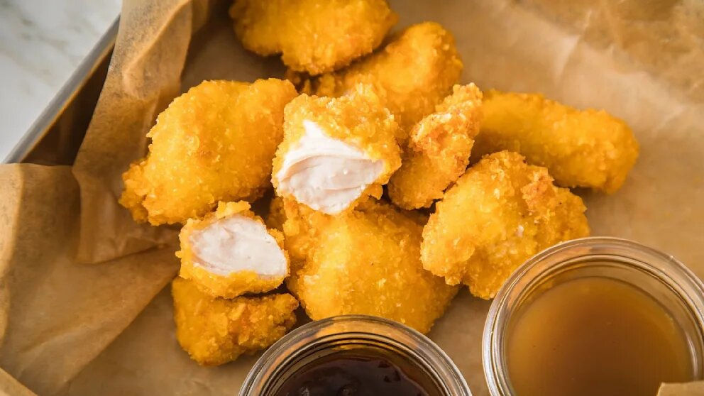 Un infractor din Marea Britanie nu va fi deportat pentru că fiul său iubește nuggets-urile.