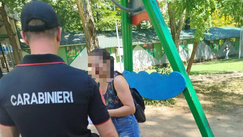Carabinierii au ajutat o femeie să-și găsească copilul pierdut.