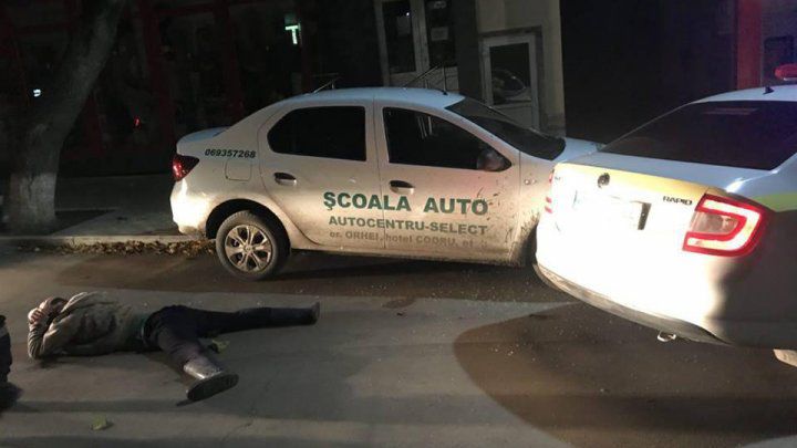 Urmărire ca în filme: Un şofer a făcut prăpăd până a fost reținut