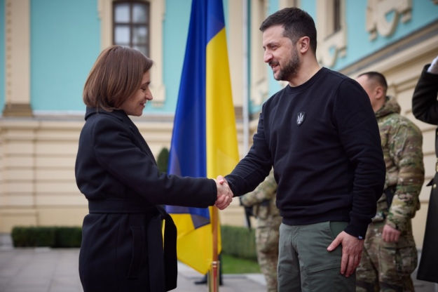 Санду и Зеленский обсудили безопасность и совместное движение в ЕС.