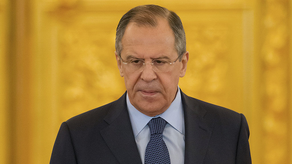 Лавров призвал Украину прекратить саботаж минских договоренностей.