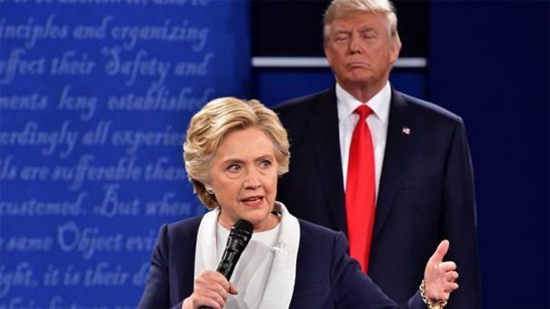 Hillary Clinton și Comitetul Național Democratic au plătit peste un milion de dolari pentru Dosarul Trump, redactat de fostul spion Steele.