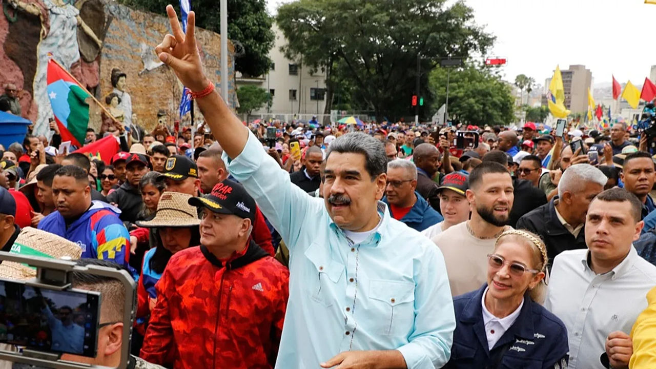 Maduro: Venezuela este deschisă pentru negocieri cu SUA, în ciuda atacurilor armate.