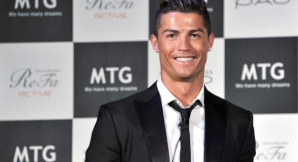 Cristiano Ronaldo, la aproape 31 de ani, chiar dacă speră să mai joace fotbal „încă șase, șapte sau chiar zece ani”, s-a gândit deja la reconversia profesională.
