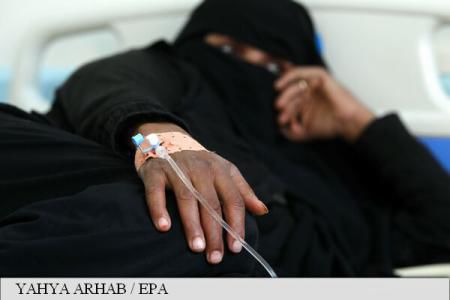 Epidemia de holeră izbucnită în Yemen la sfârșitul lunii aprilie afectează acum peste 300.000 de persoane. 