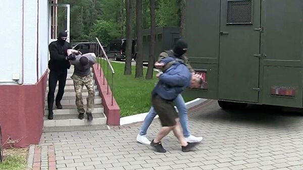 Задержанные в Белоруссии намеревались вылететь из Минска в Стамбул.