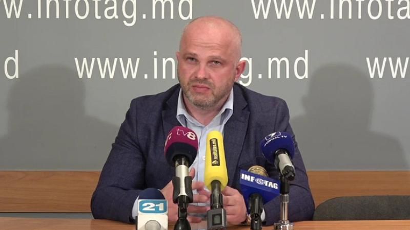 Адвокат финансиста Эдуард Руденко.