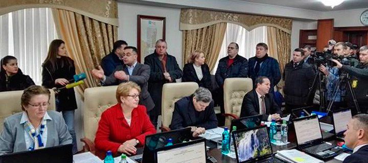 “Наша Партия” и Платформа DA добились переноса заседания ВСМ.