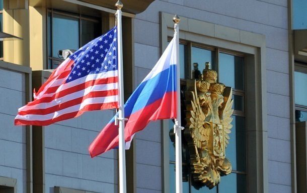 Речь идет о секторальных ограничениях в отношении российских финансовых и энергетических компаний.