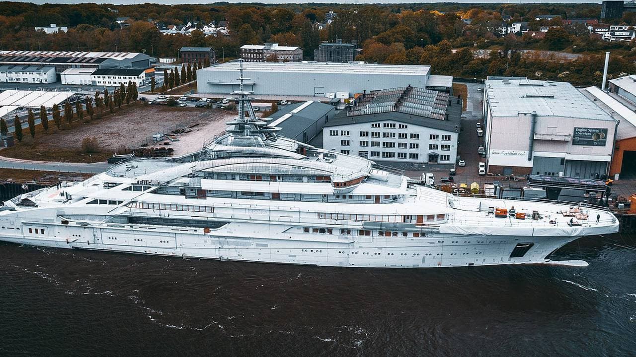 65-метровая "Леди М" была конфискована в северном итальянском порту Империя.