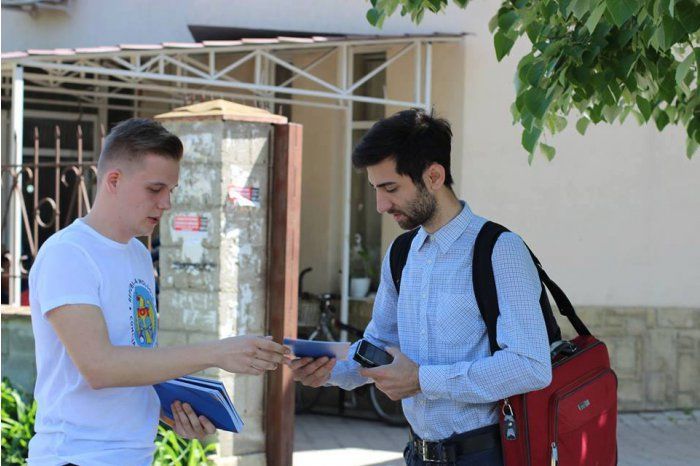 Выезжающих за границу граждан Молдовы проинформировали о смешанной системе голосования.
