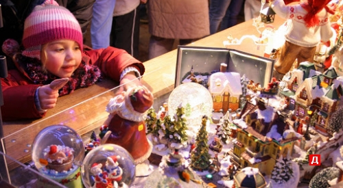 Ярмарка продлится до 28 декабря.