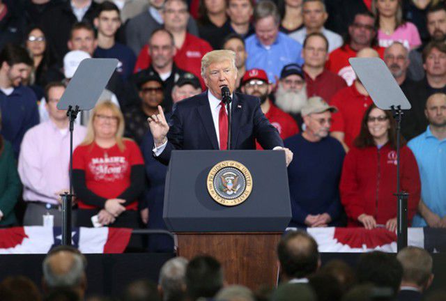 Трамп пытается бороться с оттоком рабочей силы, но это довольно трудно сделать.