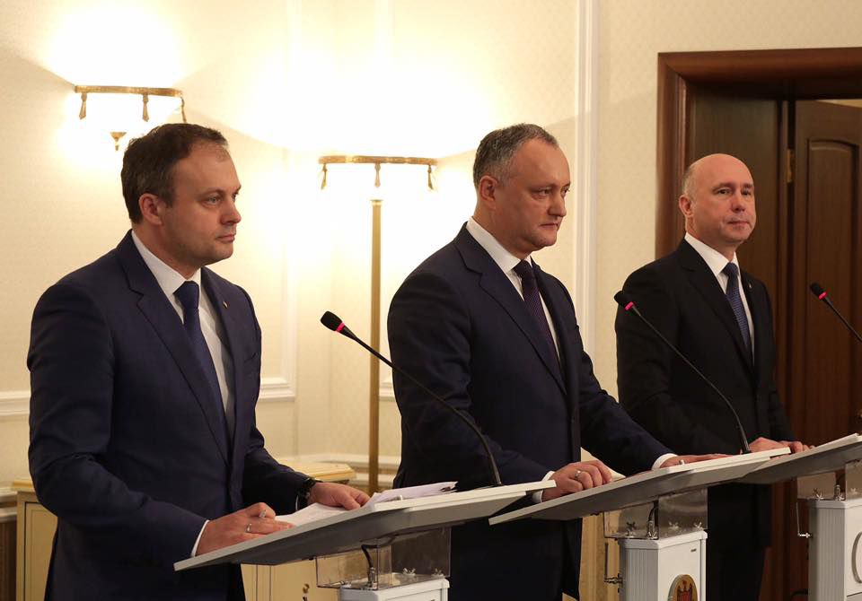 Президент Игорь Додон, спикер парламента Андриан Канду и премьер Павел Филип сообщили государству о своем имуществе и доходах.