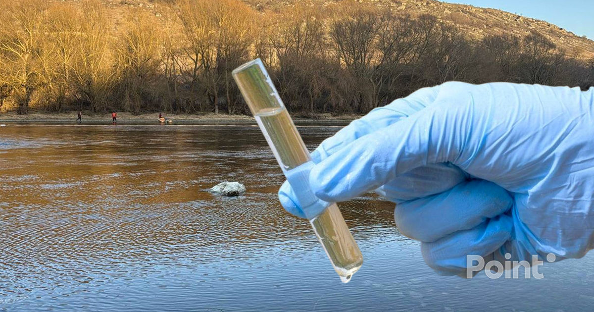 Ион Чебан представил анализы лаборатории: Оснований для перебоев с водой нет.